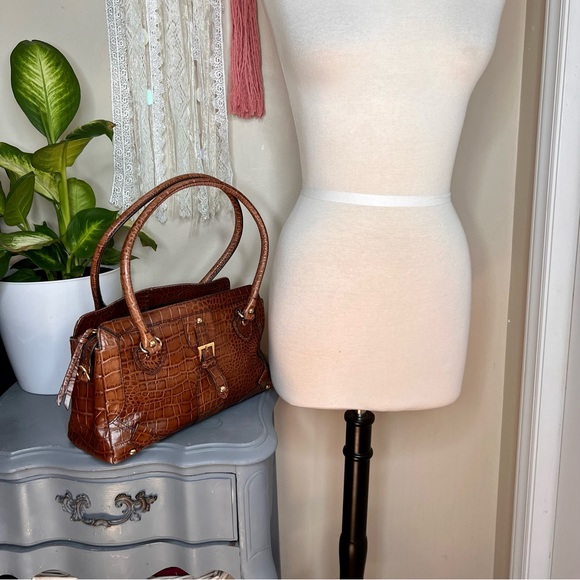 Etienne Aigner Brown Alligator Bag - Picture 7 of 15